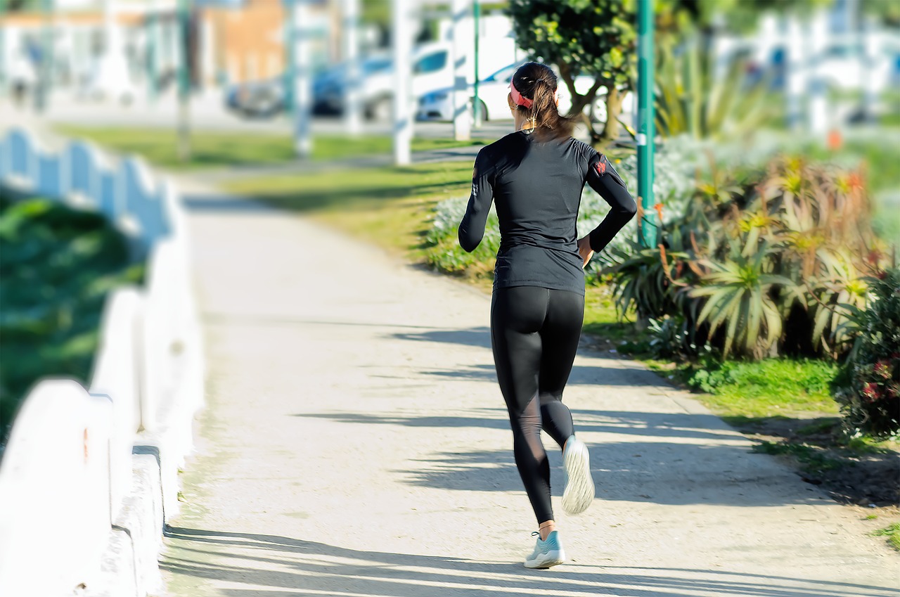 Cardiovascular Exercise for Beginners : Best 4 Workouts for your Heart, Physical, Mental and Sexual Health Transformation 7 cardiovascular exercise of Stephanie Laska